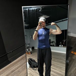 Meet your Posher, Robert